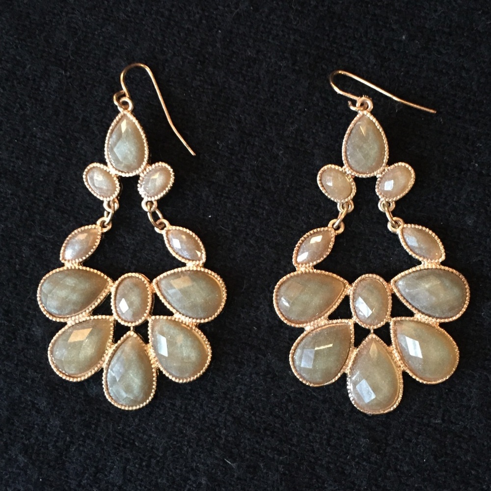 Chandelier earrings